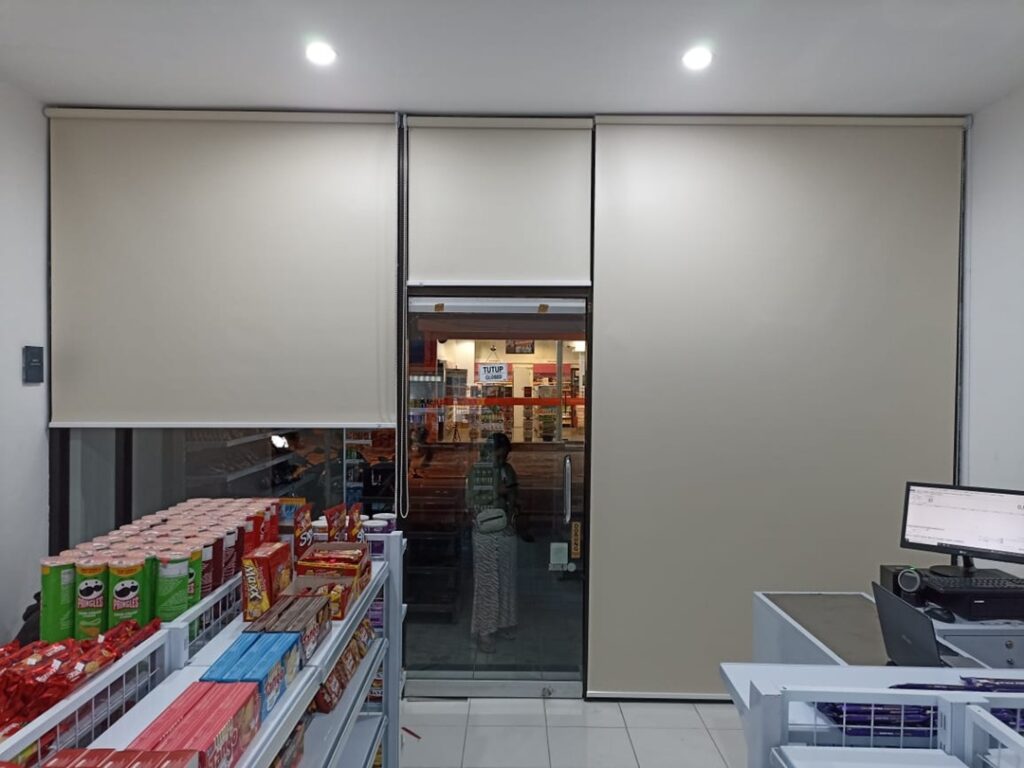 Roller Blinds Indoor Premium Custom